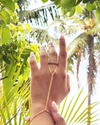 Honeylight hand chain