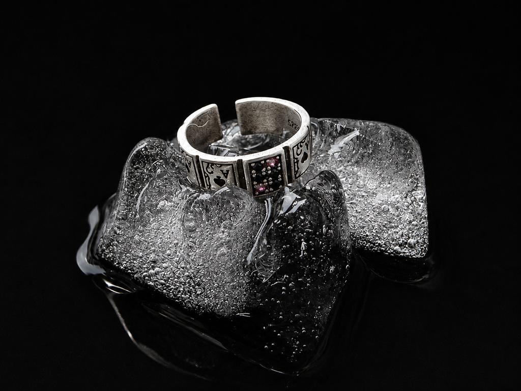 The Lucky Deal Ring
